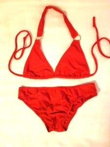 Rød bikini