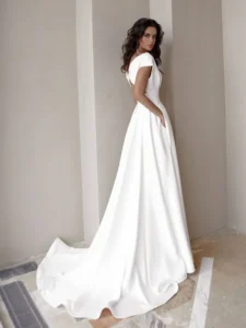 Bride's Dress Long White Elegant Sexy Dress b