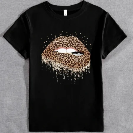 Fashion T-shirt Mouth Printing and Key-chain black