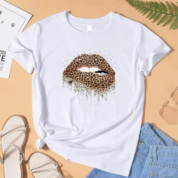 Fashion T-shirt Mouth Printing and Key-chain white