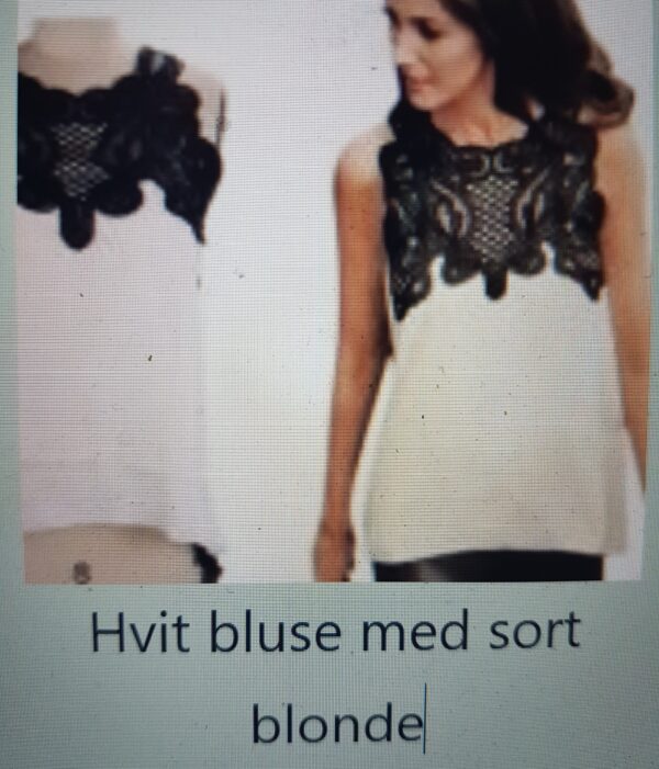 Hvit bluse med sort blonde