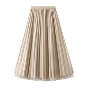 Langt beige plissert skjørt long beige skirt