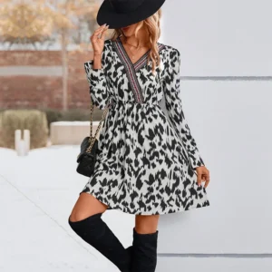 Dress Casual V Neck Contrast Collar Long Sleeve Leopard Above Knee Dress