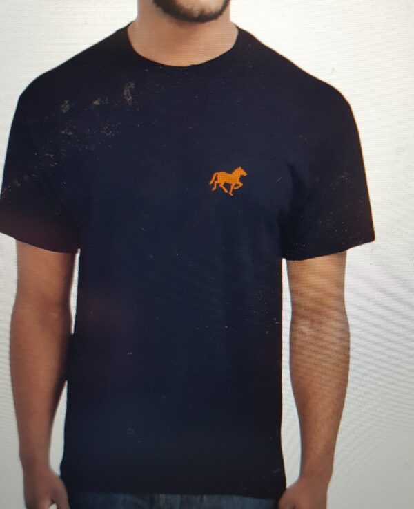 Sort unisex T-skjorte brun hest figur